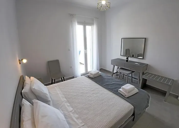 1path Pelican Mykonos Super Paradise House *